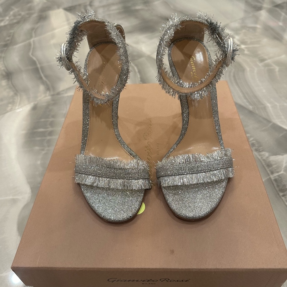 Gianvito Rossi Silver Strap Sandal. Size 36.5